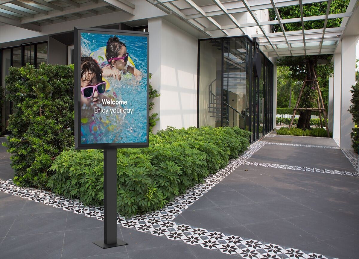 POW 1601 Outdoor Wall Mount for LG 49XE4F