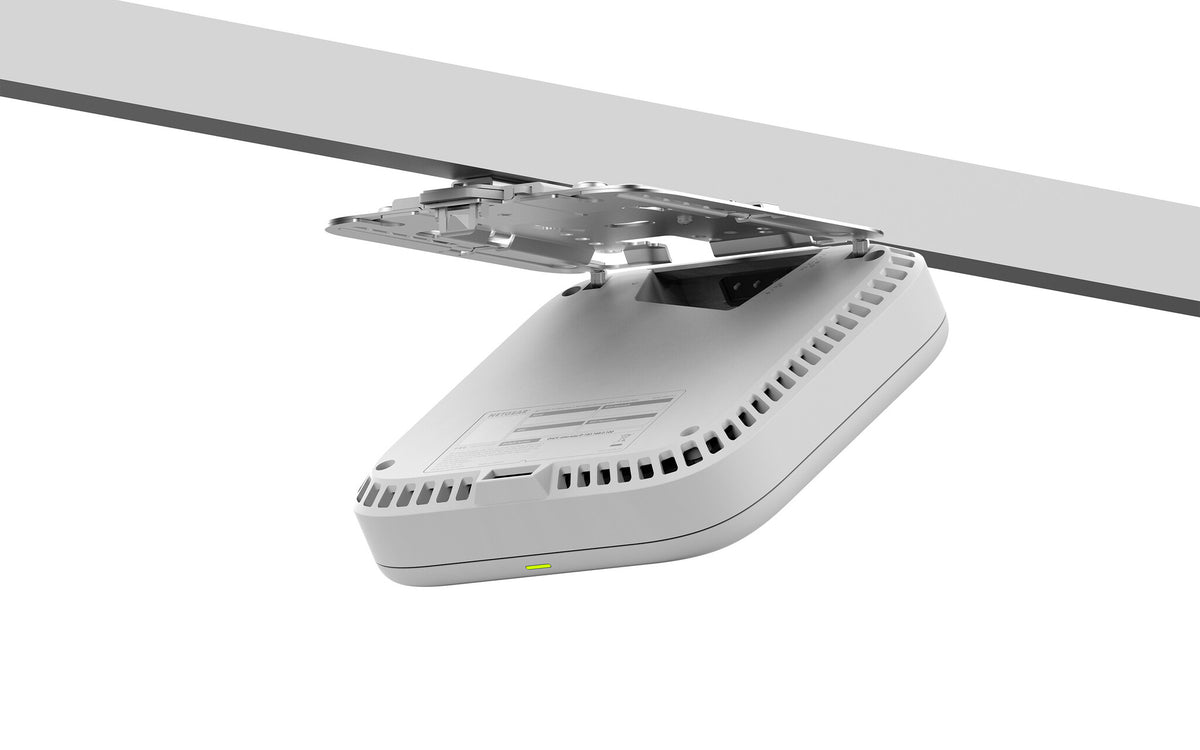 NETGEAR WBE718 9400 Mbit/s White Power over Ethernet (PoE)